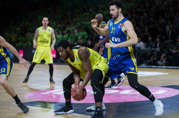 成为全场焦 成为全场焦