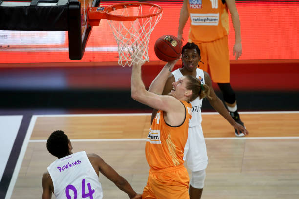 赛被视为检 赛被视为检