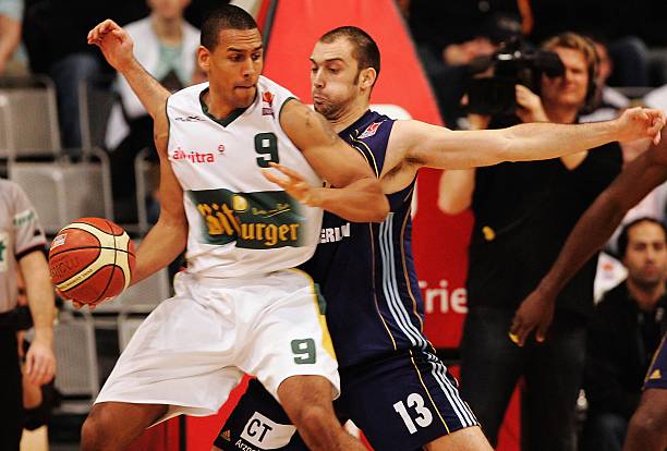 足球界都有 足球界都有